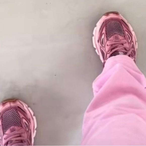 Axel Arigato Marathon Dip-Dye Lace-Up Sneakers - Picture 10 of 10